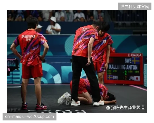 墨西哥队在小组赛中将面对不同风格的对手，其战术调整能力和对不同类型球队的应对策略是出线的关键。